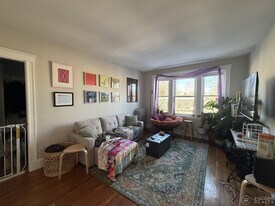 23 Gray St, Unit 4 in Cambridge, MA - Building Photo