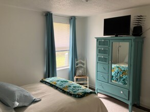 2835 Vista Ln in Nashville, TN - Building Photo - Building Photo