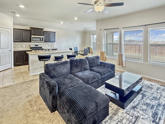 845 Watson Wy in Crowley, TX - Building Photo - Building Photo