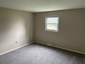 906 Willcliff Dr in Mechanicsburg, PA - Building Photo - Building Photo