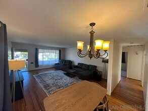 6779 Rosefield Dr in San Diego, CA - Building Photo - Building Photo