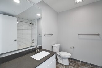 Nelson Kohl Apartments in Baltimore, MD - Foto de edificio - Interior Photo