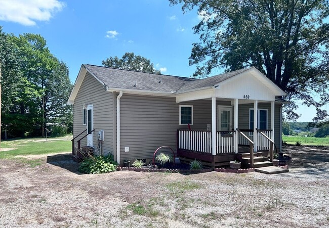 469 Childrens Home Rd in Mocksville, NC - Building Photo - Building Photo