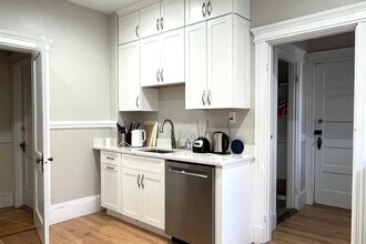 95 Trowbridge St, Unit 1 in Cambridge, MA - Building Photo - Building Photo
