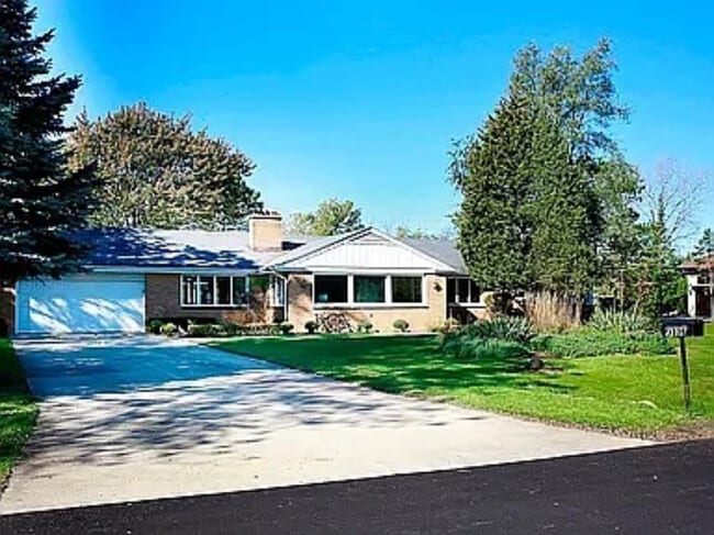 3336 Overland Pass in Northbrook, IL - Building Photo - Building Photo