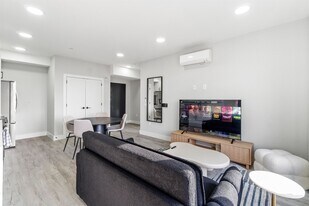 80 Romaine Ave in Jersey City, NJ - Building Photo