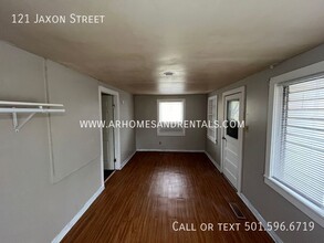 121 Jaxon St in Jacksonville, AR - Building Photo - Building Photo