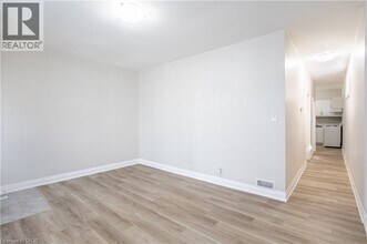 297 MARY St in Hamilton, ON - Building Photo - Building Photo