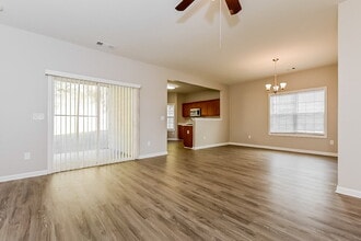 512 Anglewood Trace in Stockbridge, GA - Foto de edificio - Building Photo