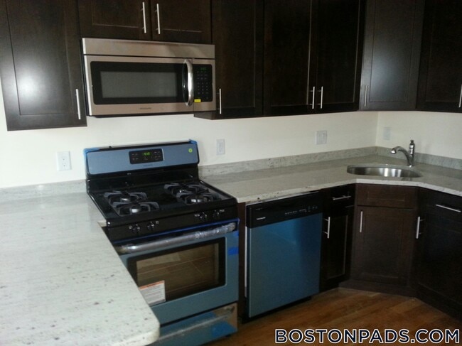 23 Washburn St, Unit 2