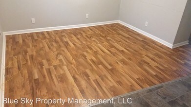 2404 State St in New Castle, IN - Foto de edificio - Building Photo