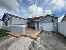 20421 NW 32 Ct in Miami Gardens, FL - Building Photo