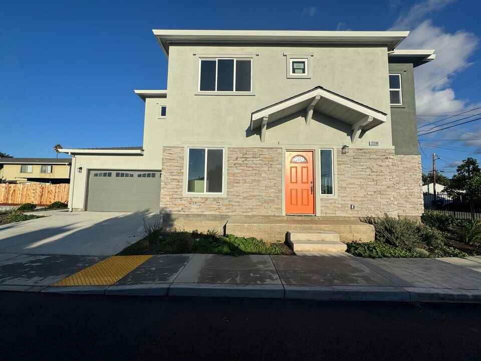 22390 Salwan Pl in Hayward, CA - Building Photo