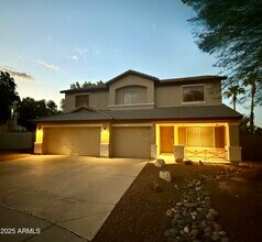 11126 W Wilshire Dr in Avondale, AZ - Building Photo - Building Photo