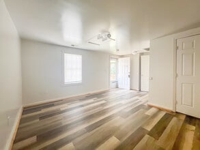 532 Cameron St in Petersburg, VA - Building Photo - Building Photo