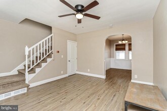 4344 Newport Ave in Baltimore, MD - Foto de edificio - Building Photo