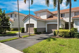 3905 San Simeon Ln in Weston, FL - Building Photo - Building Photo
