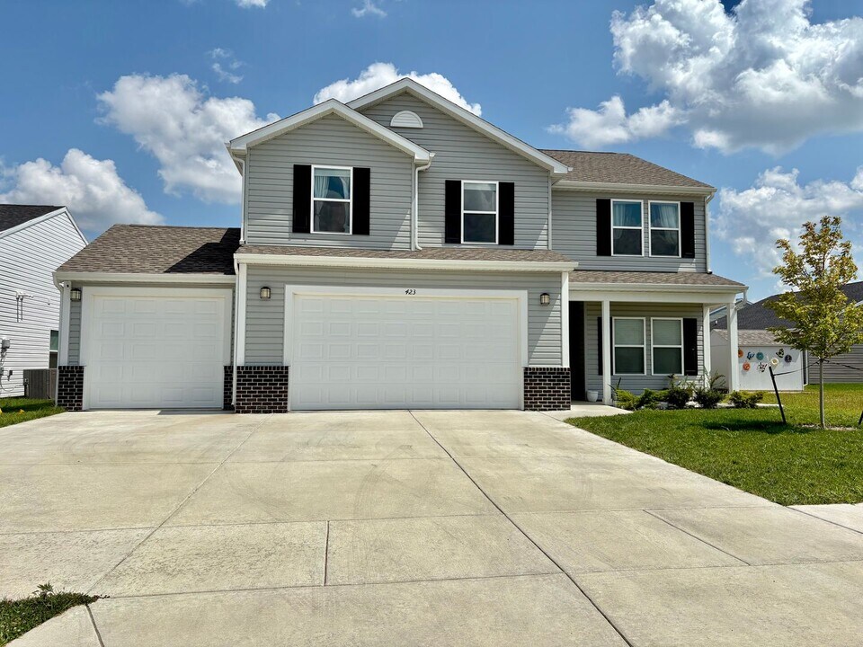 423 Wallingford St in Lafayette, IN - Building Photo