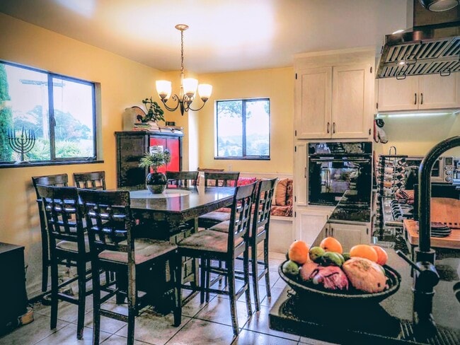 4001 Fariss Ln, Unit 2BR Ap in El Sobrante, CA - Foto de edificio - Building Photo