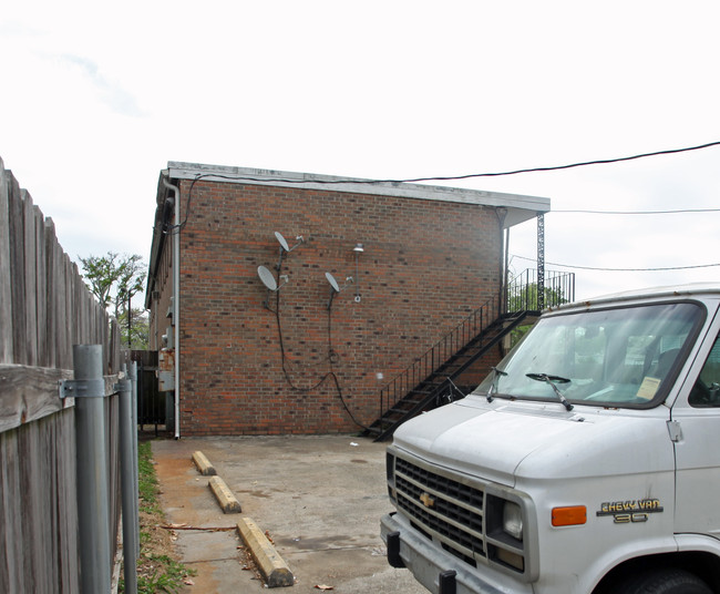 529 Central Ave in New Orleans, LA - Building Photo - Building Photo