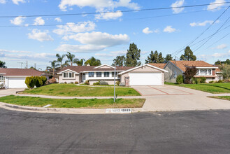 12823 Delano St in Los Angeles, CA - Building Photo - Building Photo