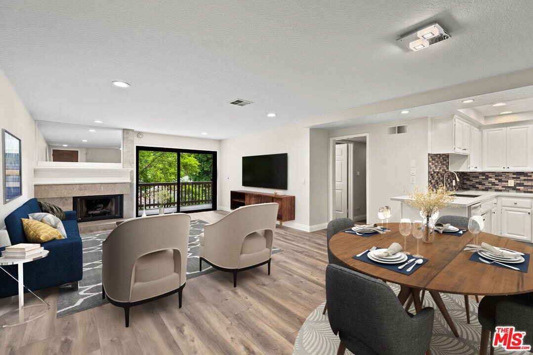 8512 Tuscany Ave in Los Angeles, CA - Building Photo