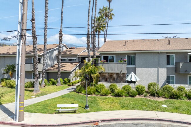 Presidio Park in Santa Barbara, CA - Foto de edificio - Building Photo
