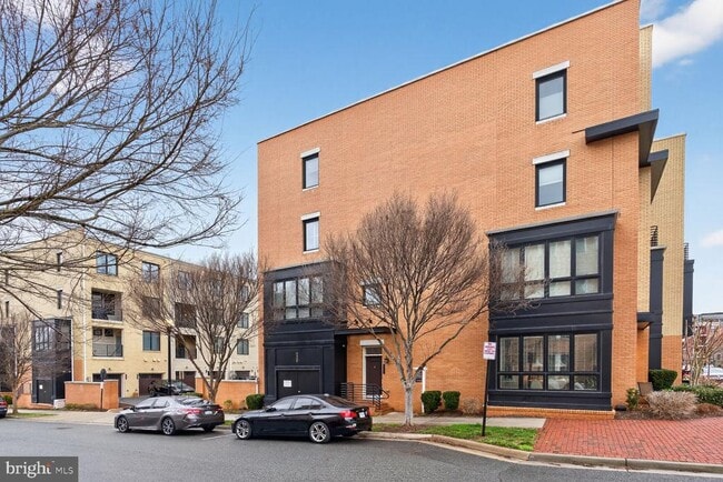 property at 620 McKenzie Ave