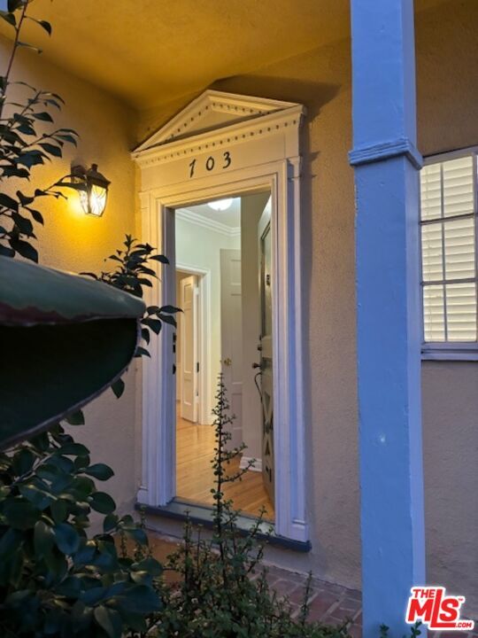 703 Lorraine Blvd in Los Angeles, CA - Building Photo - Building Photo