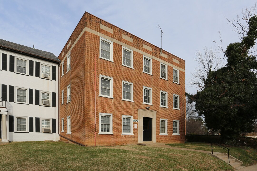 Blair Park Gardens in Takoma Park, MD - Building Photo