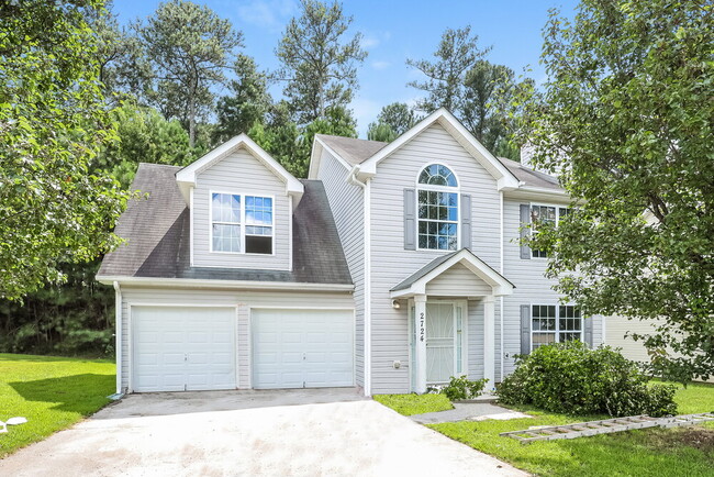 property at 2724 Live Oak Trail