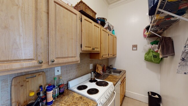 205 Beacon St, Unit 6 in Boston, MA - Building Photo - Building Photo