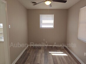 404 Kingstree Rd in North Augusta, SC - Building Photo - Building Photo