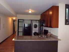 1911 N Gratz St in Philadelphia, PA - Building Photo