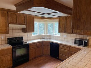 14648 Lafayette Cir in Magalia, CA - Building Photo - Building Photo