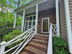4015 Brownes Ferry Rd in Charlotte, NC - Building Photo - Building Photo