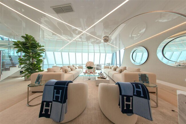 17121 Collins Ave in Sunny Isles Beach, FL - Building Photo - Building Photo