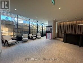 4015 The Exchange in Mississauga, ON - Building Photo - Building Photo