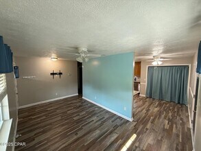 10804 Hale Ave in Panama City Beach, FL - Building Photo - Building Photo