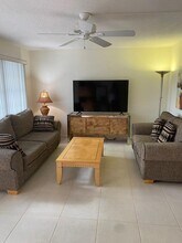 326 Grantham B in Deerfield Beach, FL - Building Photo - Building Photo