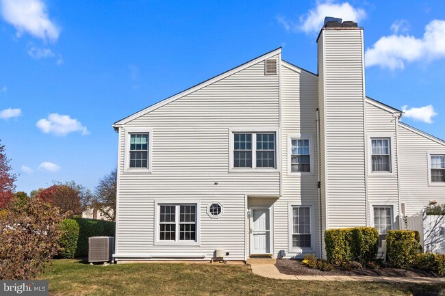 55 Portsmouth Ct in Southampton, PA - Foto de edificio - Building Photo