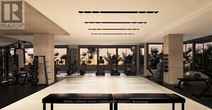 705 Davis Dr in Newmarket, ON - Building Photo - Building Photo