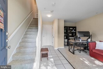 21800 Flanders Ct in Ashburn, VA - Building Photo - Building Photo