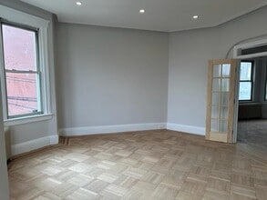 926 17th St in Union City, NJ - Building Photo - Building Photo