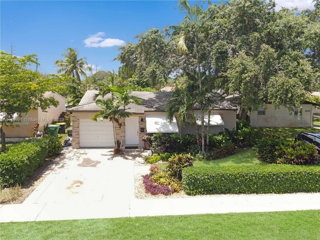254 SW 6th St in Dania Beach, FL - Building Photo - Building Photo