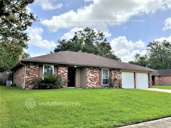 2115 Heritage Colony Dr in Friendswood, TX - Building Photo - Building Photo