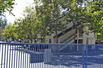 2091 McLaughlin Ave in San Jose, CA - Building Photo - Building Photo