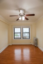 6166 N Winthrop Ave, Unit #103 in Chicago, IL - Foto de edificio - Building Photo