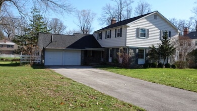 593 Watford Ln in Berwyn, PA - Building Photo - Building Photo