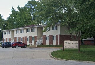 Bella Vista Family in Waterloo, IL - Building Photo - Primary Photo